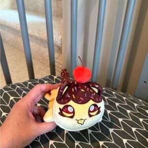 Aphmau Ultra Rare Banana Split Cat